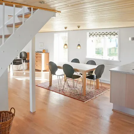 Alkmar - 75m From The Sea By Interhome *