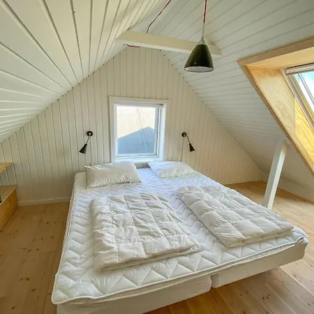 Alkmar - 75m From The Sea By Interhome